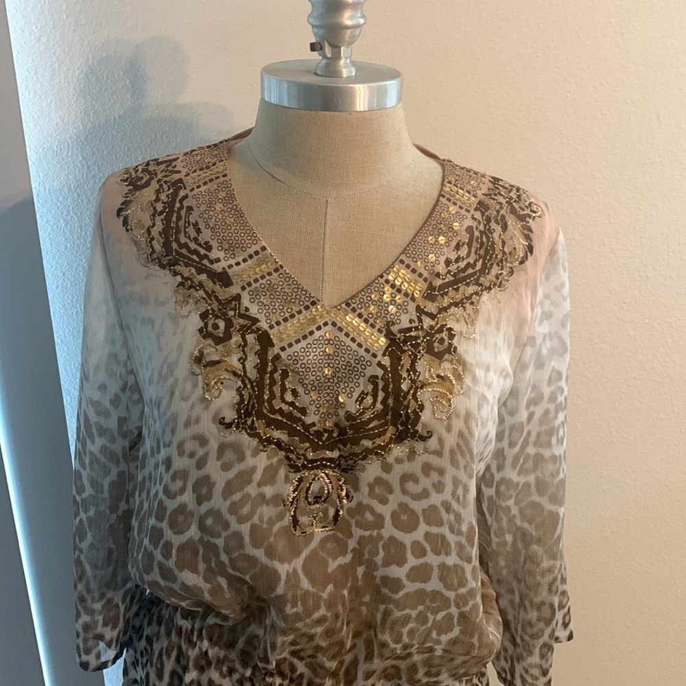CHICO’S ANIMAL PRINT PEPLUM EMBROIDERED SEQUIN BLOUSE TOP GU SZ 1 VERSATILE